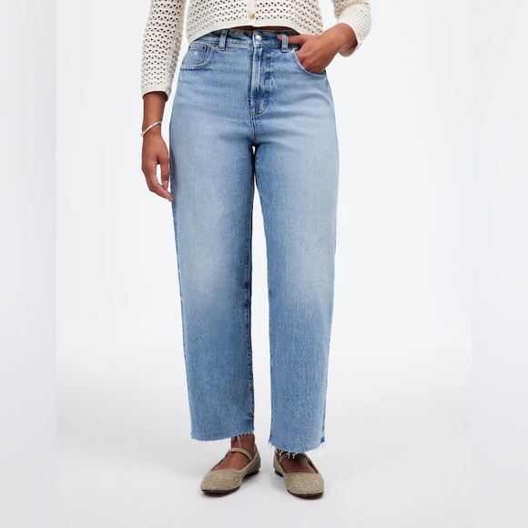 Madewell Denim - Madewell SIZE 29 The Curvy Perfect Vintage wide leg crop jeans in light wash